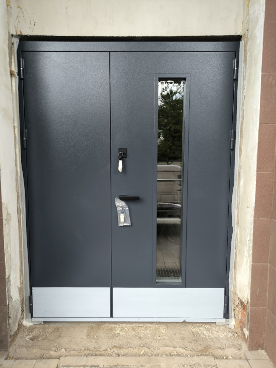 Фото входной двери №57